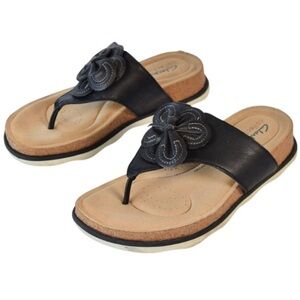 Clarks Women's Black Brynn Thong Sandals Sz 8.5